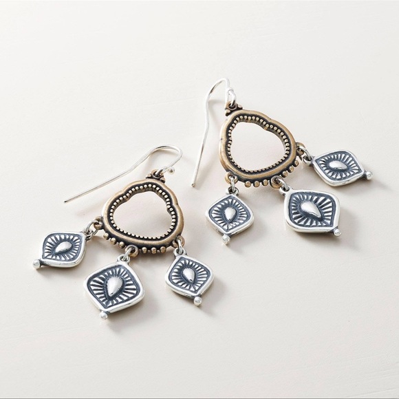 James Avery retired aegean ear hooks - Picture 10 of 10